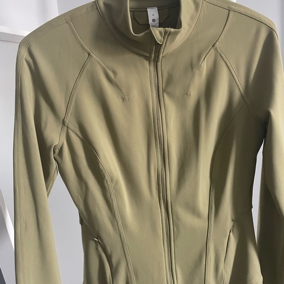 Lululemon InStill Jacket - Picture 5 of 5